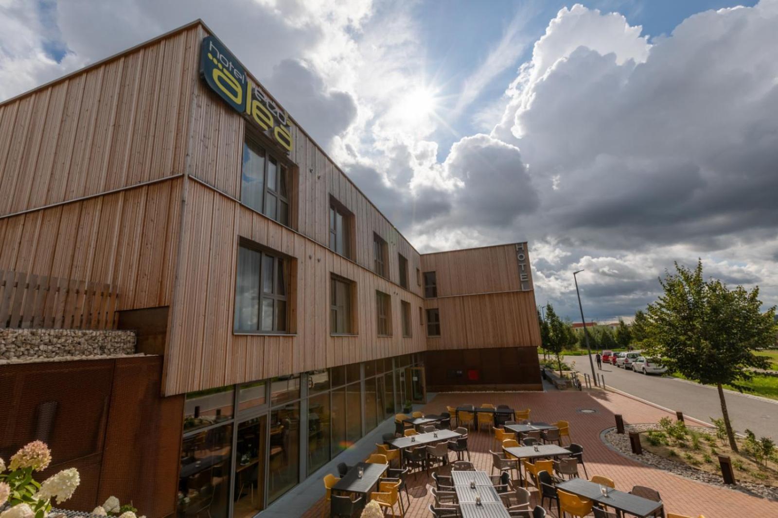 Oekohotel Aus Holz Alea Eco Pfaffenhofen an der Ilm Exterior foto